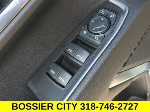 Certified 2022 GMC Sierra 1500 SLT AWD/4WD image 32