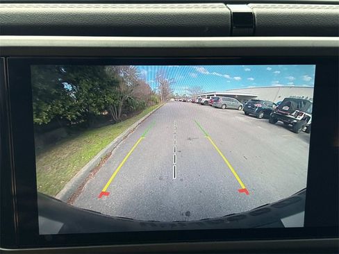 Used 2025 Jeep Wrangler Unlimited Rubicon image 19