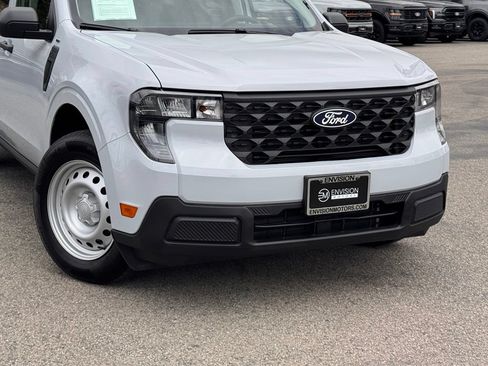 Used 2025 Ford Maverick XL FWD image 3