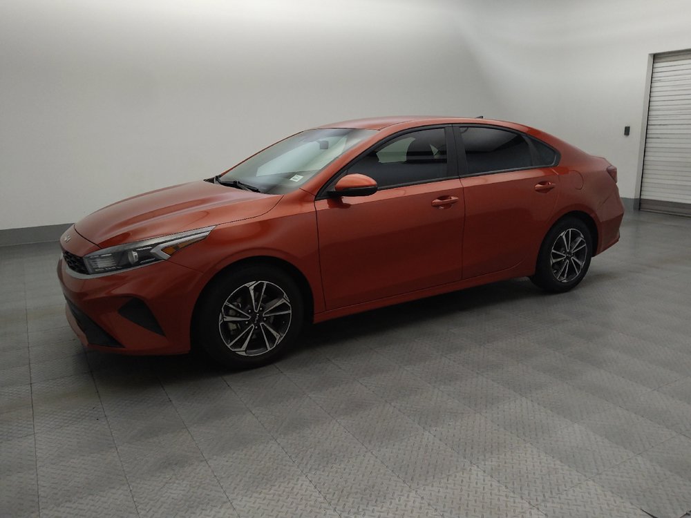 Used 2024 Kia Forte LXS w/ LXS Technology Package FWD image 2