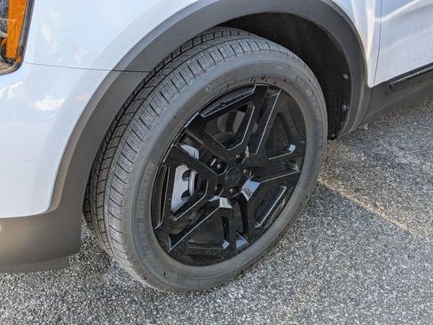 Used 2025 Kia Telluride SX Prestige X-Line image 6