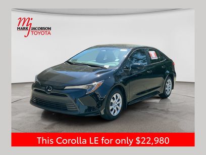 Used 2025 Toyota Corolla LE