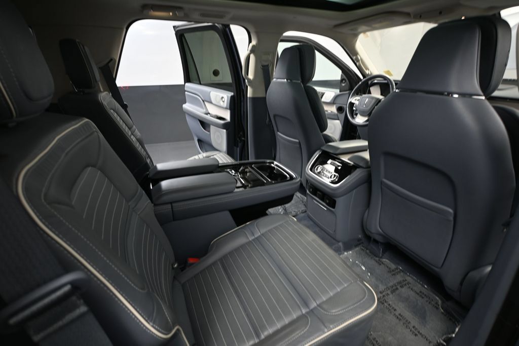 Used 2019 Lincoln Navigator Black Label AWD/4WD image 43