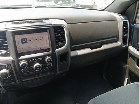 Used 2022 RAM 1500 Classic Warlock w/ Electronics Group AWD/4WD image 17