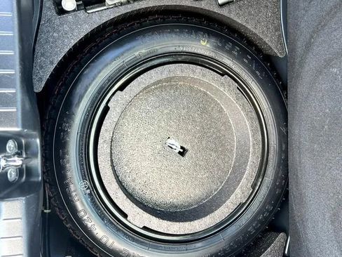 Used 2011 Honda CR-Z EX image 18