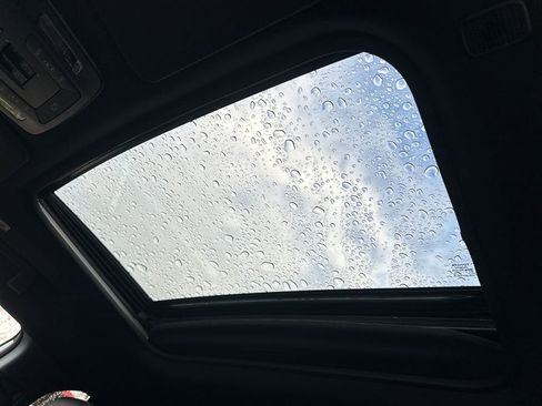 Used 2025 Toyota Sienna XSE w/ XSE Plus Package image 25