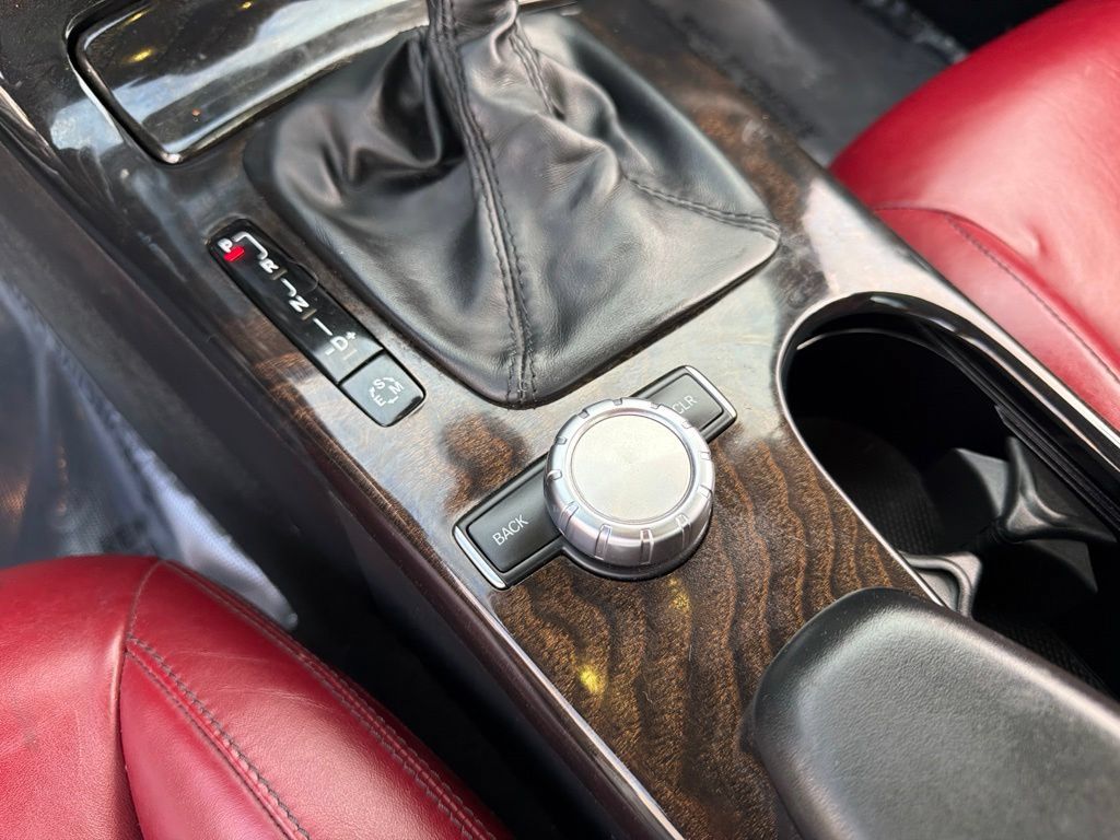 Used 2015 Mercedes-Benz SLK 250 image 28