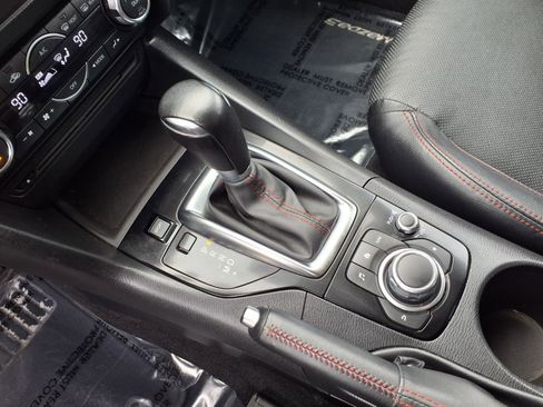 Used 2014 MAZDA MAZDA3 s Grand Touring image 22