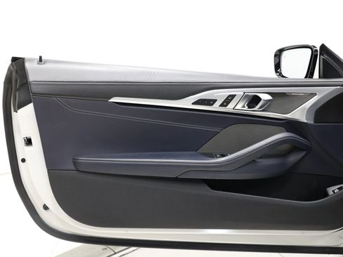 Used 2020 BMW 840i 840i Convertible 2D w/ M Sport Package image 7