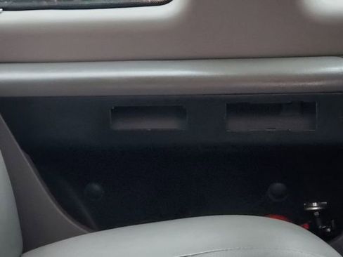 Used 2013 Ford E-350 and Econoline 350 XL image 29