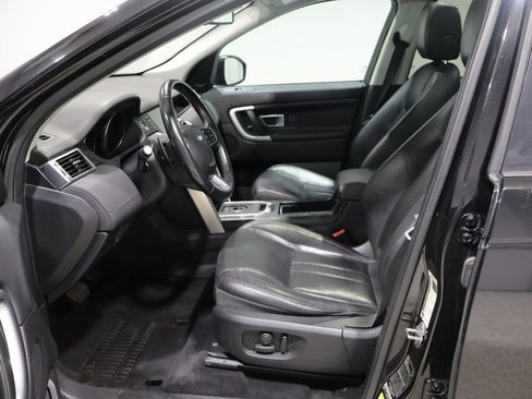 Used 2017 Land Rover Discovery Sport HSE image 9
