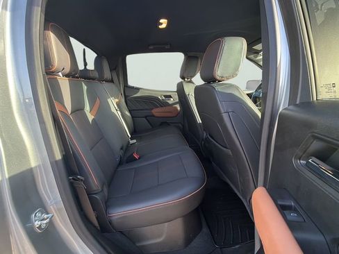 Used 2024 GMC Canyon AT4 w/ Technology Package image 13