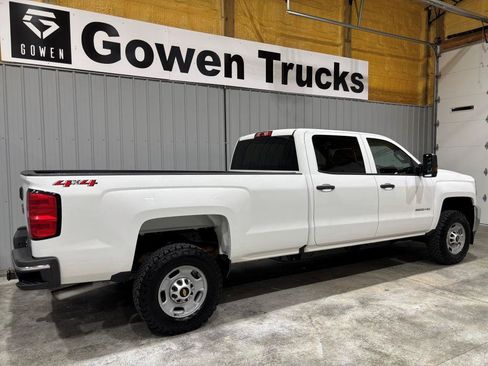 Used 2019 Chevrolet Silverado 2500 W/T AWD/4WD image 6