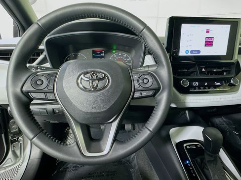 Certified 2023 Toyota Corolla SE image 15