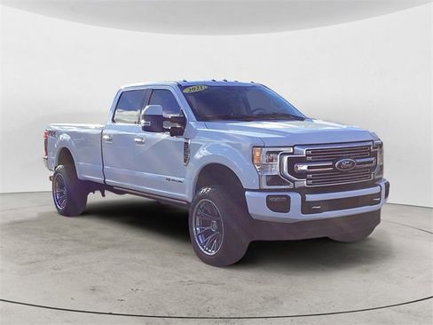 Used 2021 Ford F350 Limited image 7