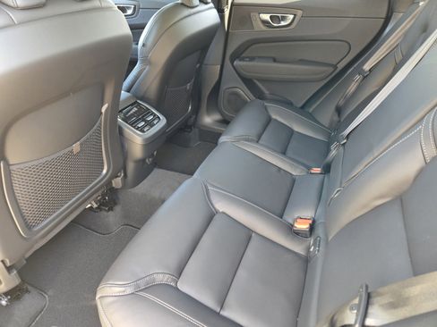 Used 2026 Volvo XC60 B5 Ultra w/ Protection Package Premier AWD/4WD image 35