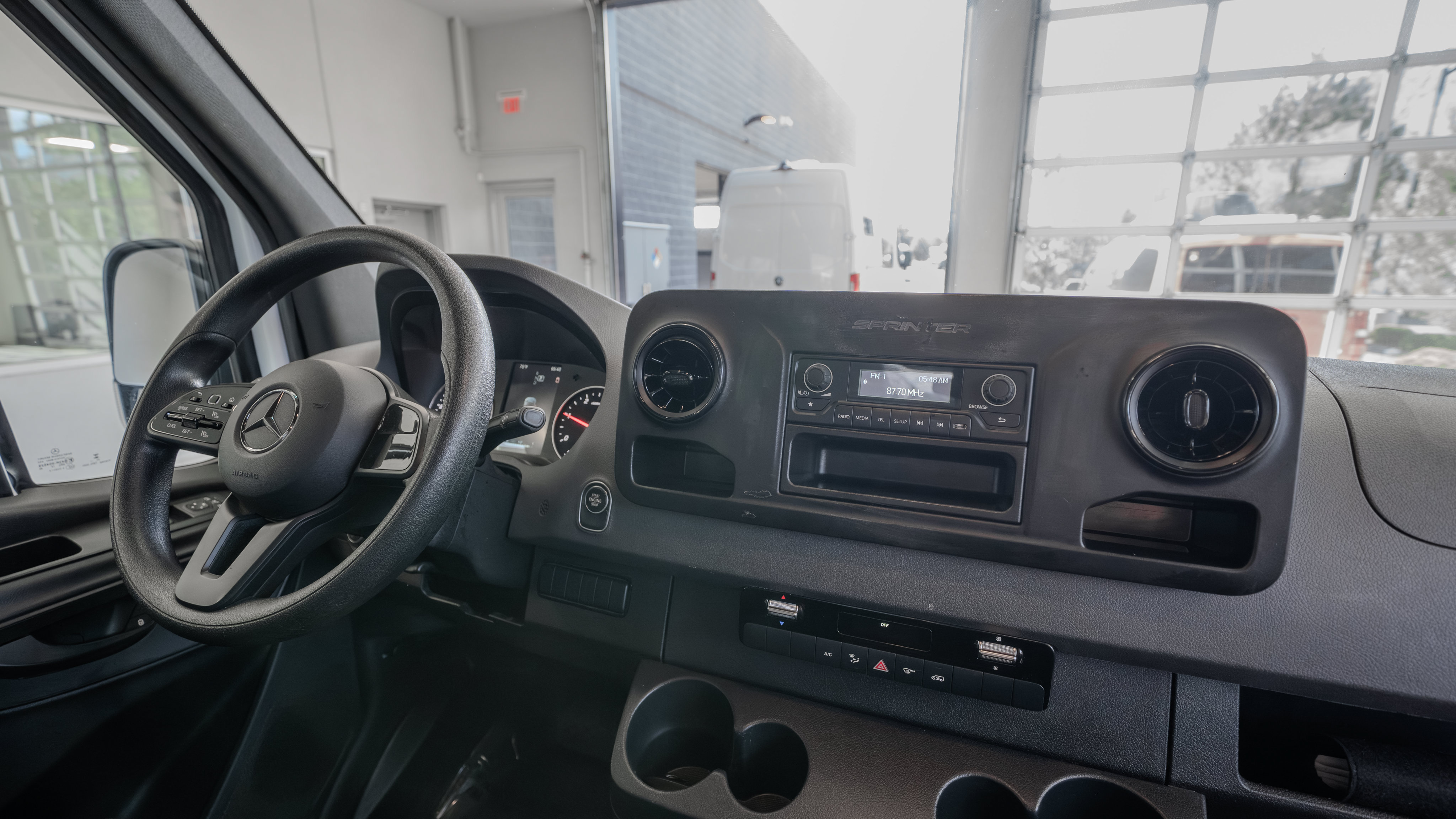Used 2024 Mercedes-Benz Sprinter 2500 image 18