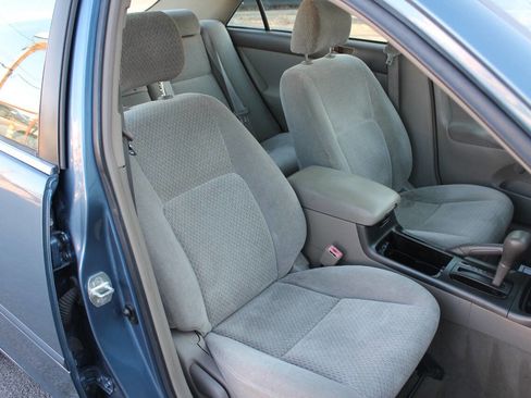 Used 2003 Toyota Camry LE image 34