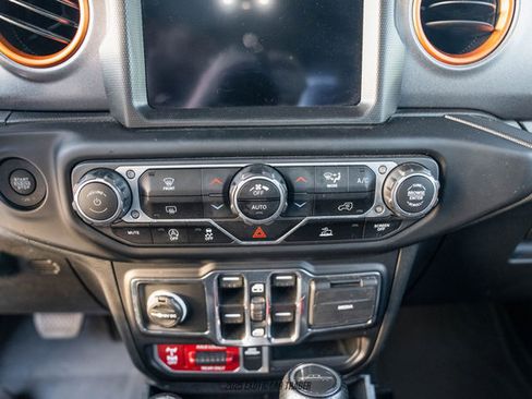 Used 2023 Jeep Gladiator Mojave w/ Trailer Tow Package image 44