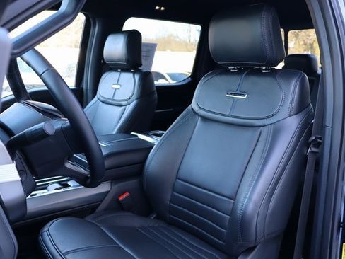 Used 2025 Ford F150 Platinum image 4