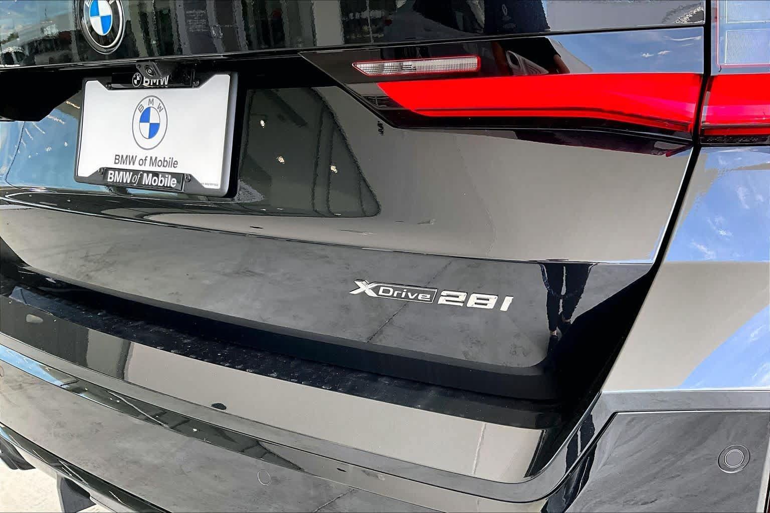 New 2026 BMW X1 xDrive28i w/ Technology Package AWD/4WD image 16