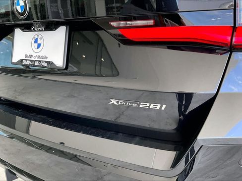 New 2026 BMW X1 xDrive28i w/ Technology Package AWD/4WD image 16