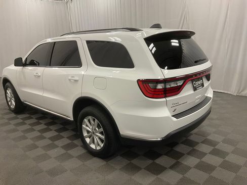 Used 2022 Dodge Durango SXT AWD/4WD image 2