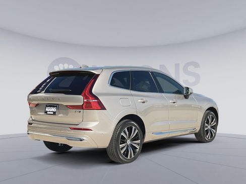 Certified 2023 Volvo XC60 B5 Ultimate w/ Climate Package AWD/4WD image 16