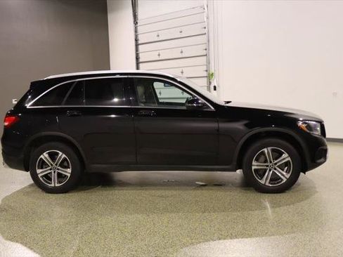 Used 2019 Mercedes-Benz GLC 300 image 11