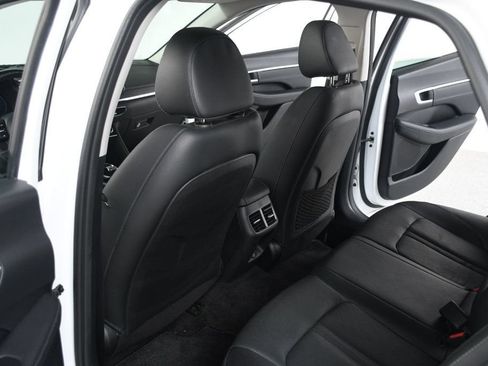 Used 2021 Hyundai Sonata Limited FWD image 32