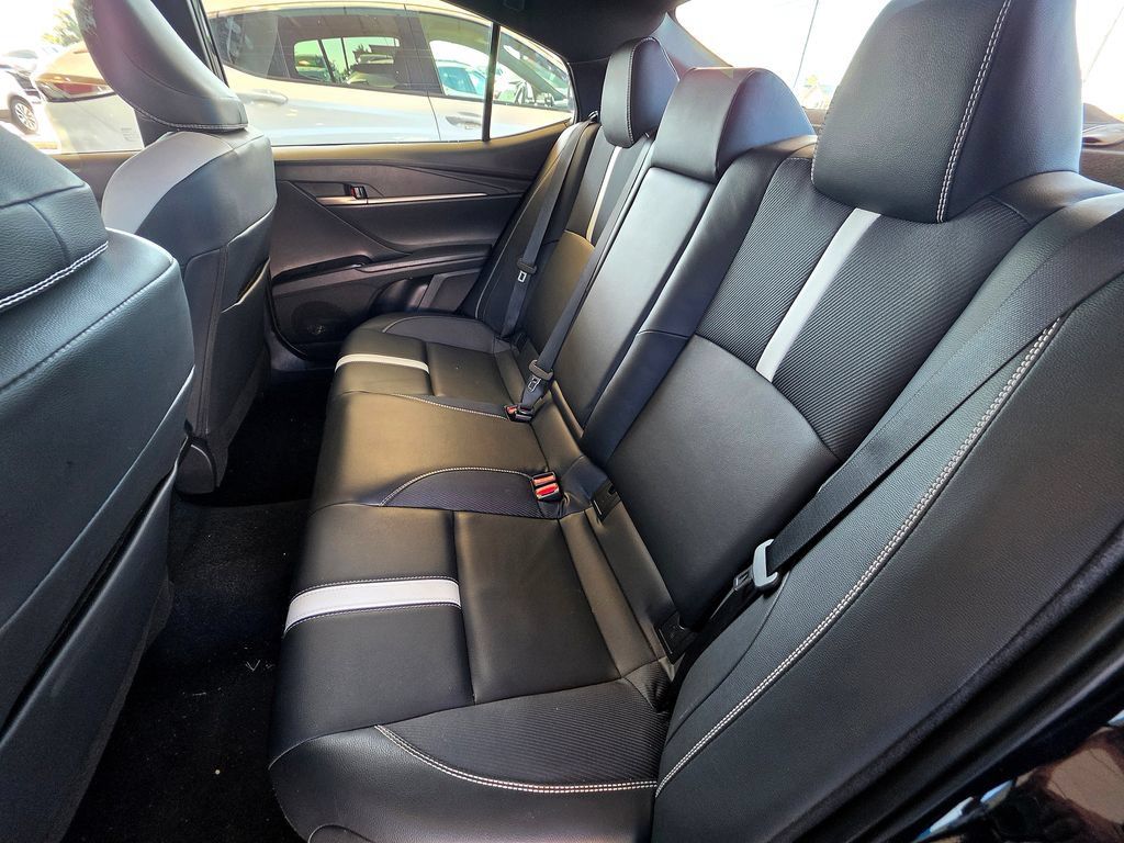 Used 2025 Toyota Camry SE FWD image 47