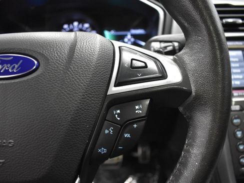 Used 2016 Ford Fusion Titanium FWD image 29