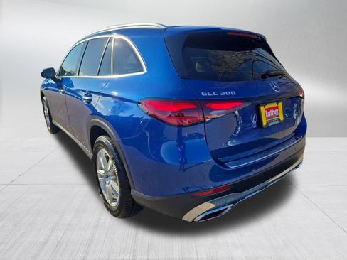 Used 2023 Mercedes-Benz GLC 300 4MATIC image 5