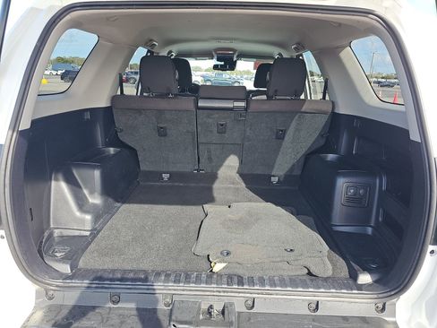 Used 2020 Toyota 4Runner TRD Off-Road image 19