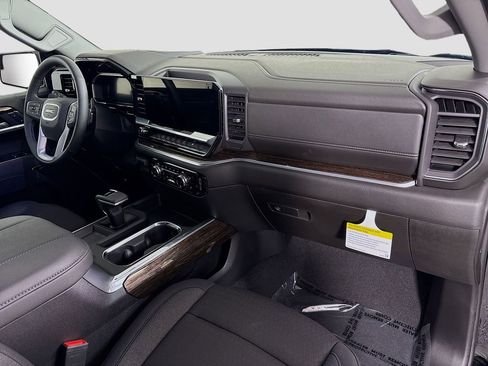 New 2026 GMC Sierra 1500 Elevation AWD/4WD image 28