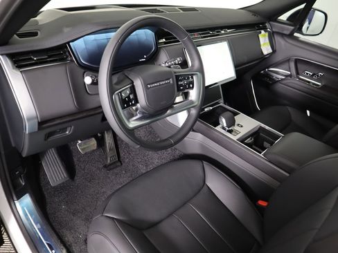 New 2025 Land Rover Range Rover SE AWD/4WD image 10