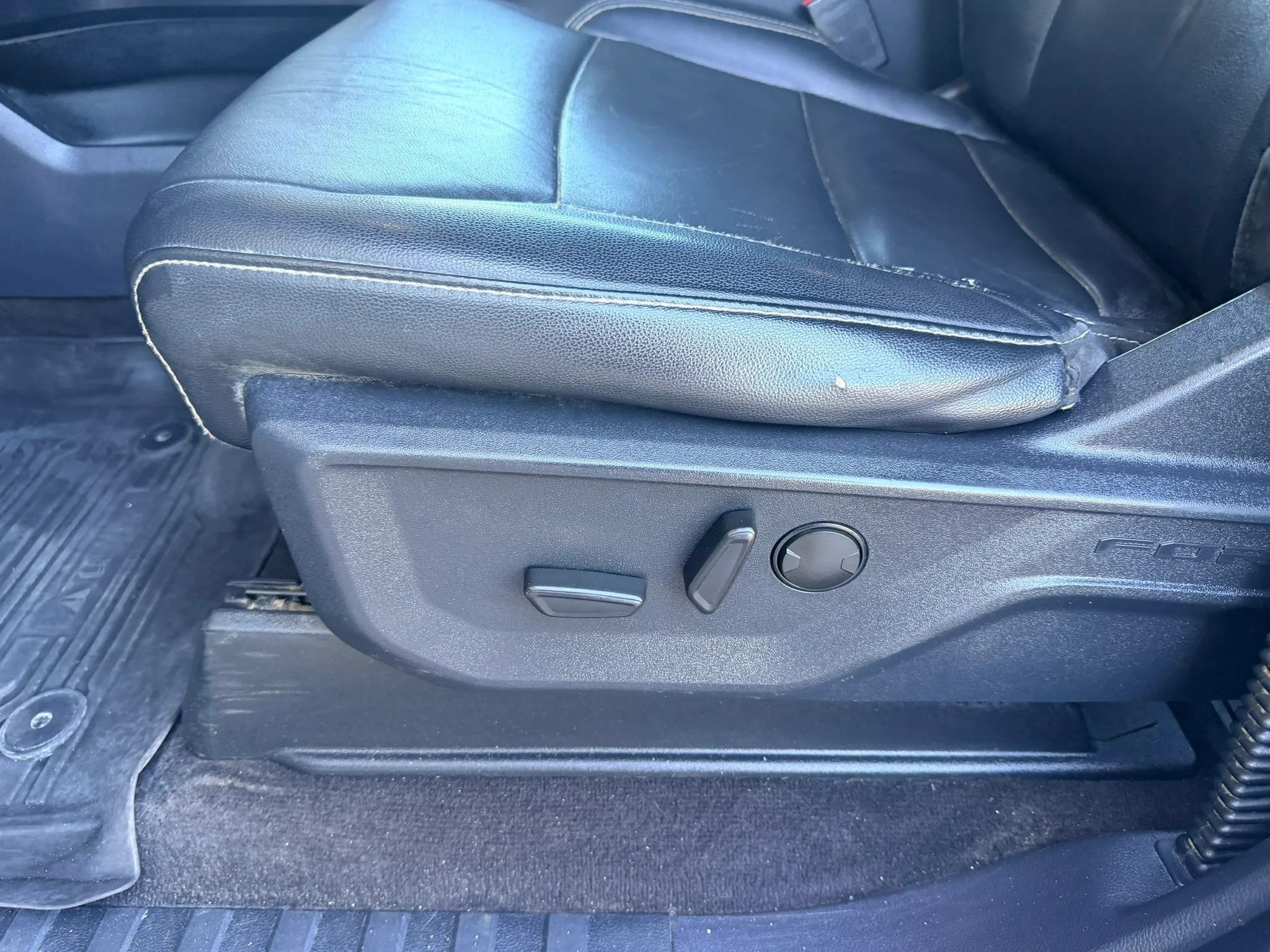 Used 2022 Ford F150 XLT w/ Equipment Group 302A High AWD/4WD image 23