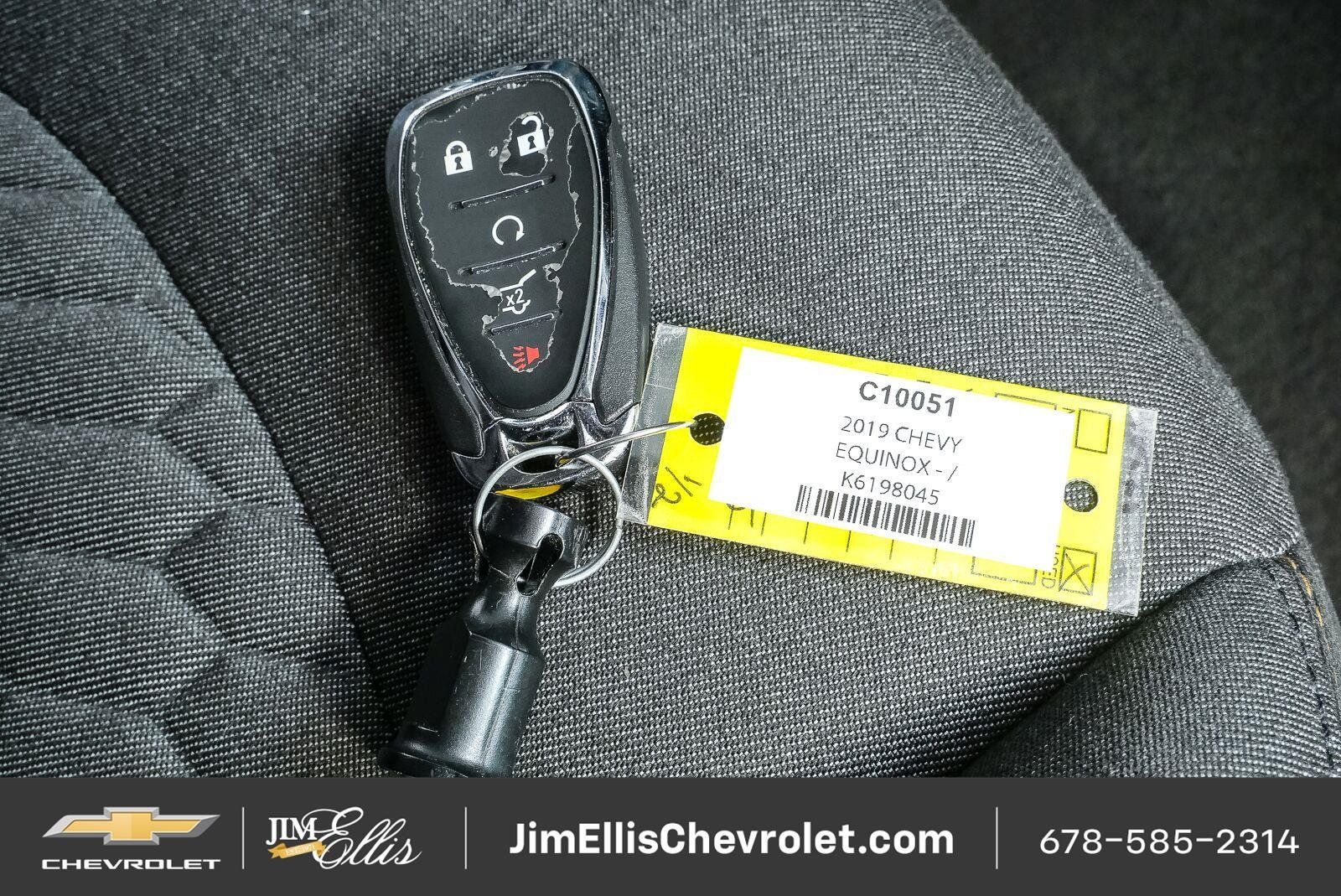 Used 2019 Chevrolet Equinox LT FWD image 38