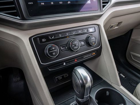 Used 2018 Volkswagen Atlas SE image 29