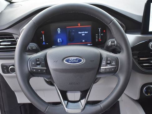 Used 2023 Ford Escape Active image 19