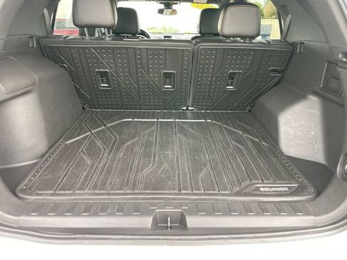 Used 2021 Chevrolet Equinox Premier AWD/4WD image 44