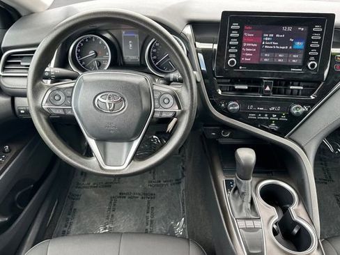 Certified 2022 Toyota Camry LE FWD image 18