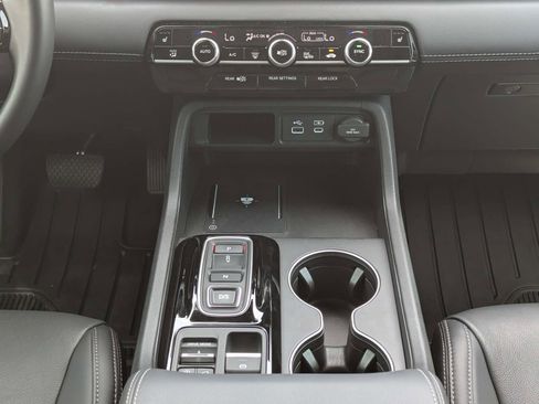 Certified 2025 Honda Pilot EX-L image 26