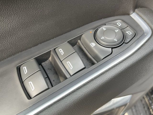 Used 2022 Chevrolet Silverado 1500 RST AWD/4WD image 13
