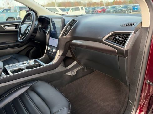 Used 2023 Ford Edge SEL w/ Convenience Package AWD/4WD image 10