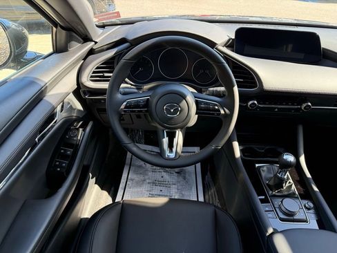 New 2026 MAZDA MAZDA3 2.5 S Hatchback w/ Premium Pkg FWD image 32