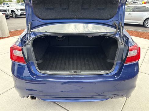 Used 2017 Subaru Legacy 2.5i Limited AWD/4WD image 6