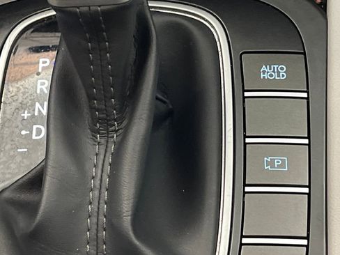 Used 2024 Hyundai Kona SEL image 45