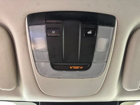 Used 2021 Kia Sorento LX FWD image 14