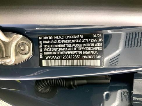 Used 2025 Porsche Taycan image 24